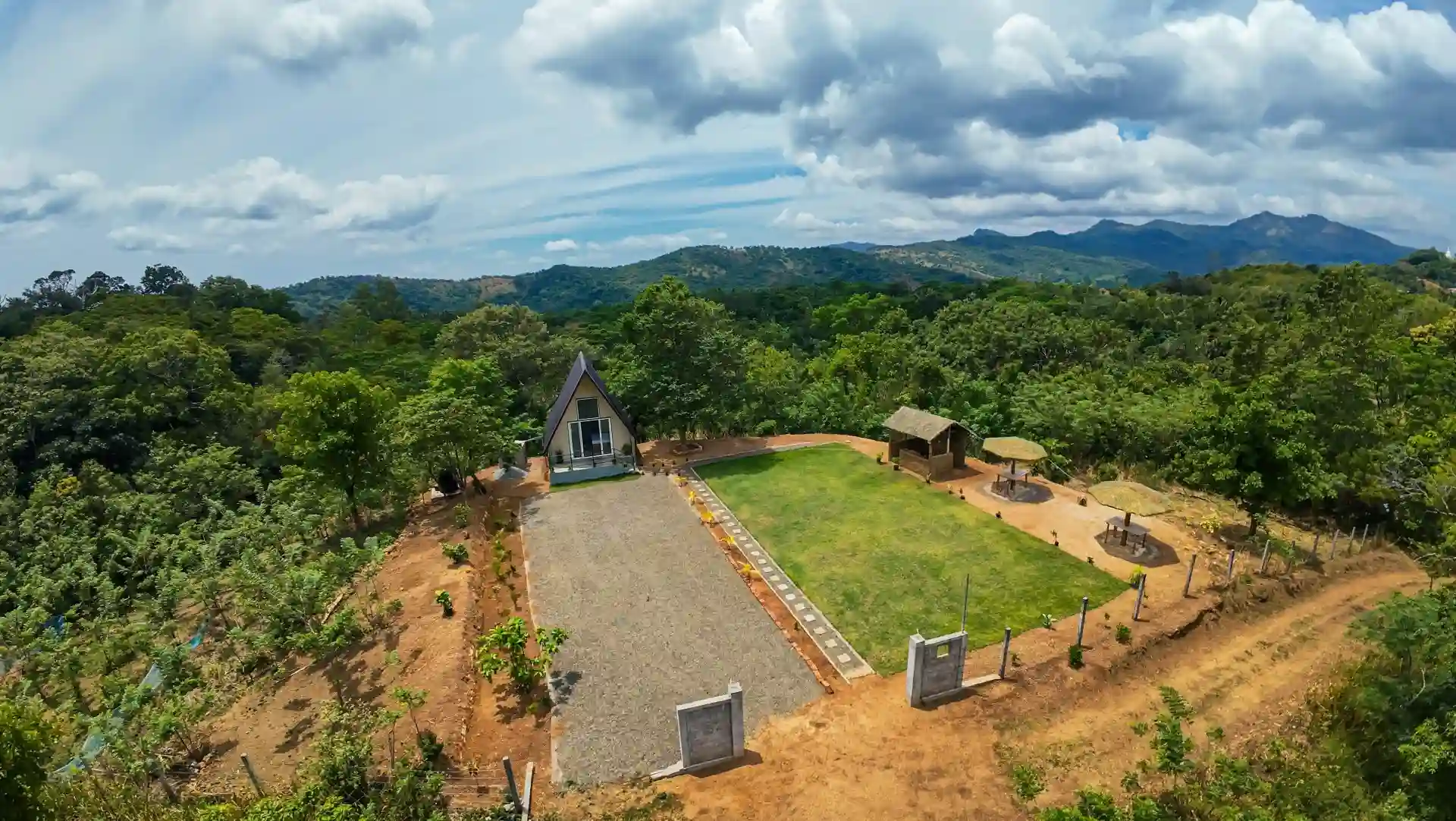 Senaya Plantation View